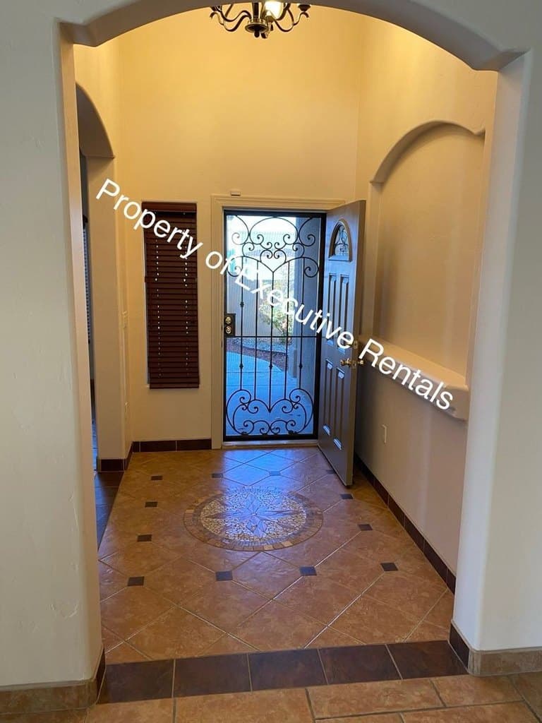4308 Calle Sonesta