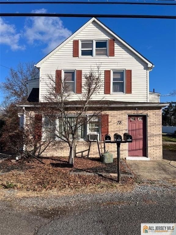 28 Wickley Ave Apt 3