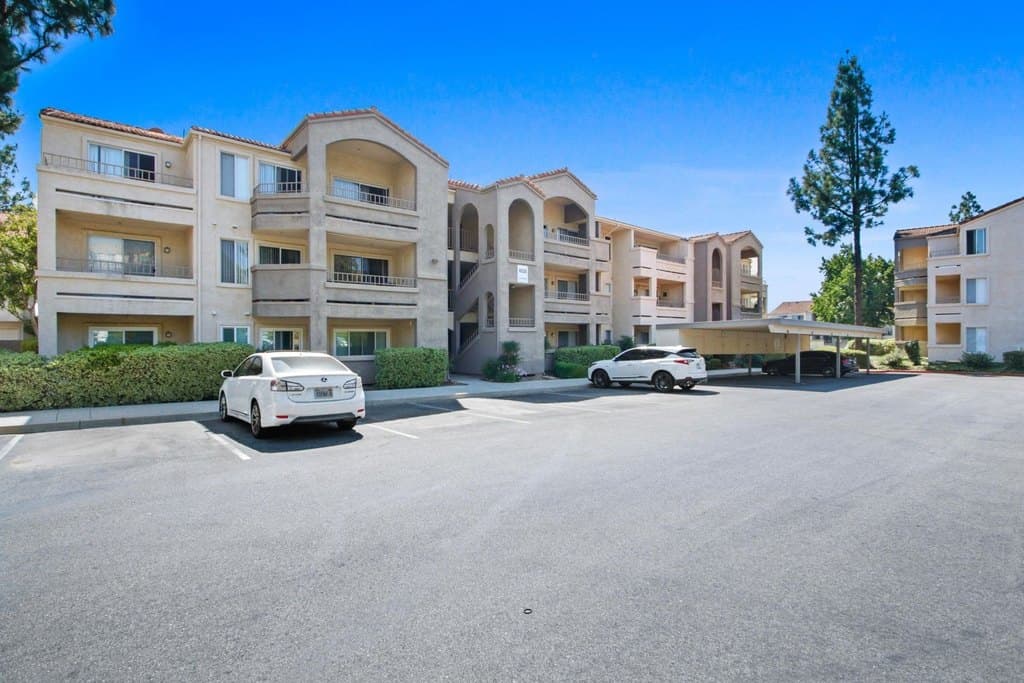 1020 LA Terraza Cir Unit 306
