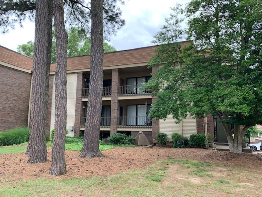 1859 Poplar Woods Cir W Apt 208