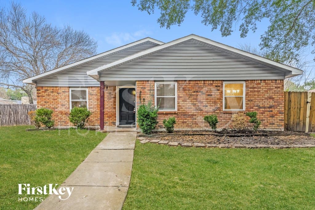5109 Gilliam Cir