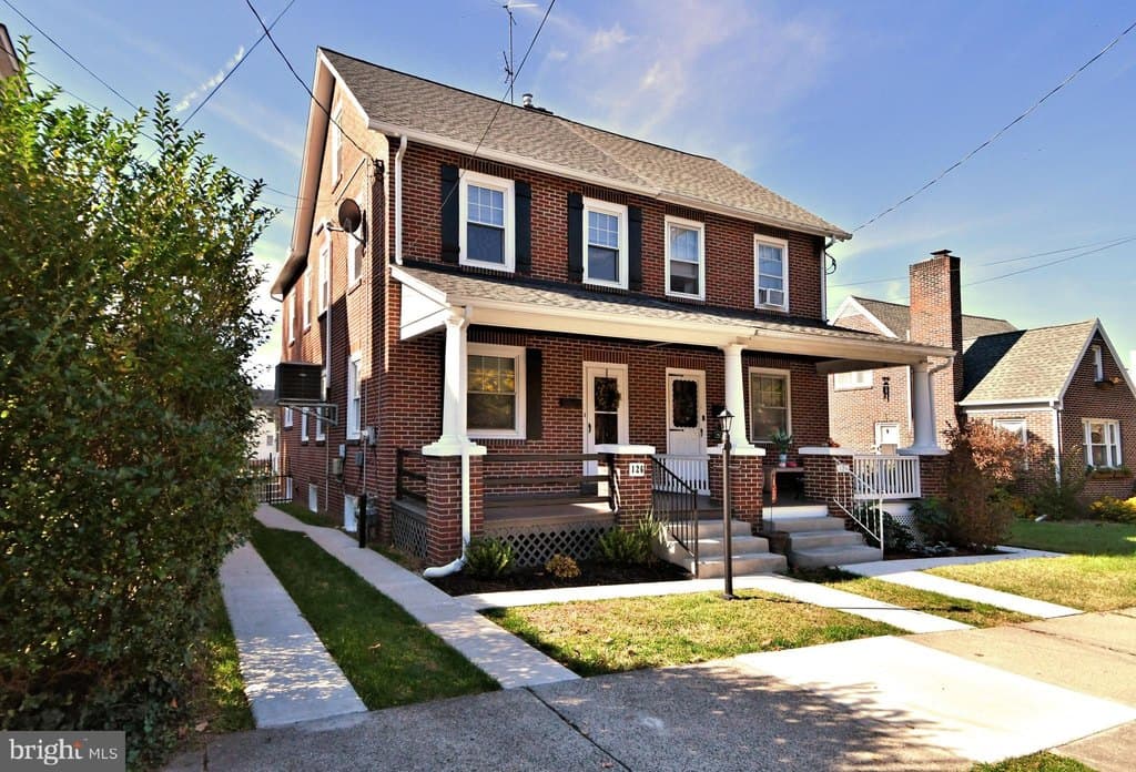 126 Starr St