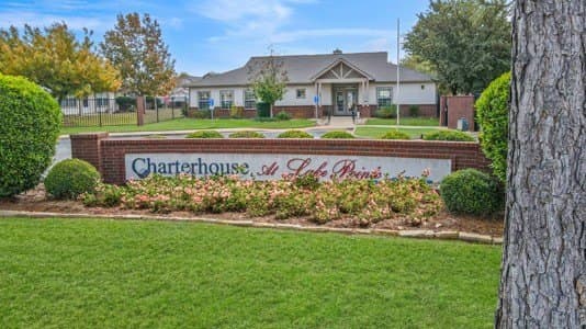 959 Charterhouse Cir