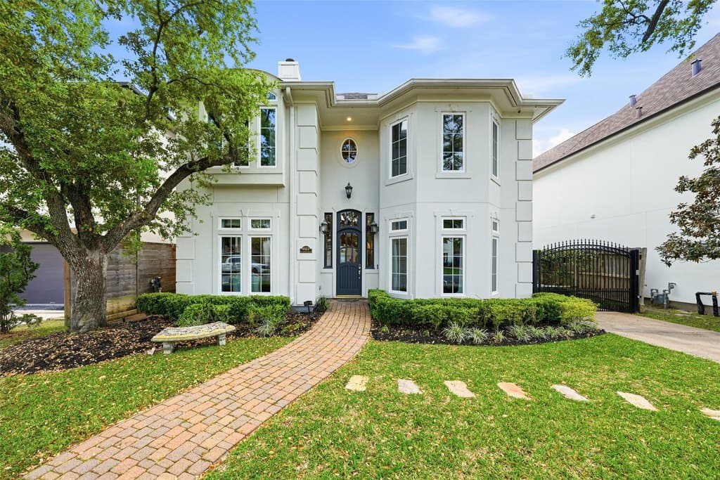 4923 Palmetto St