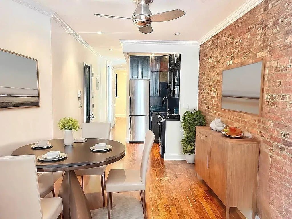 334 E 6th St Apt 7