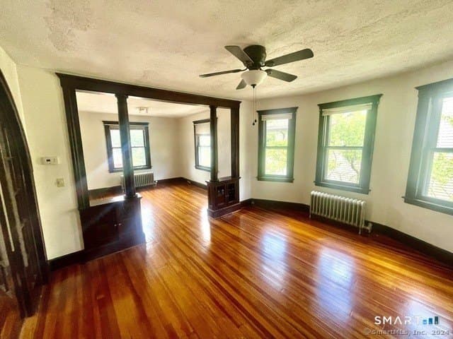 64 E Pearl St