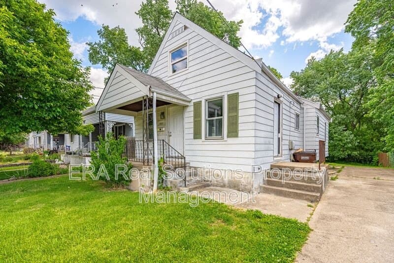 7032 LA Boiteaux Ave