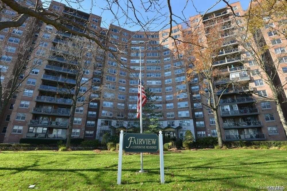 61-20 Grand Central Pkwy Unit B410
