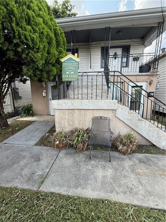 221 Lowerline St Apt C