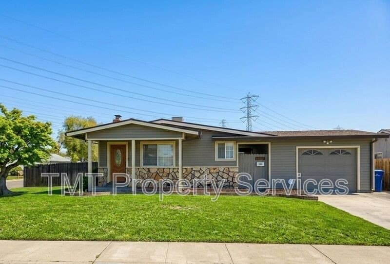 6519 Prentiss Dr