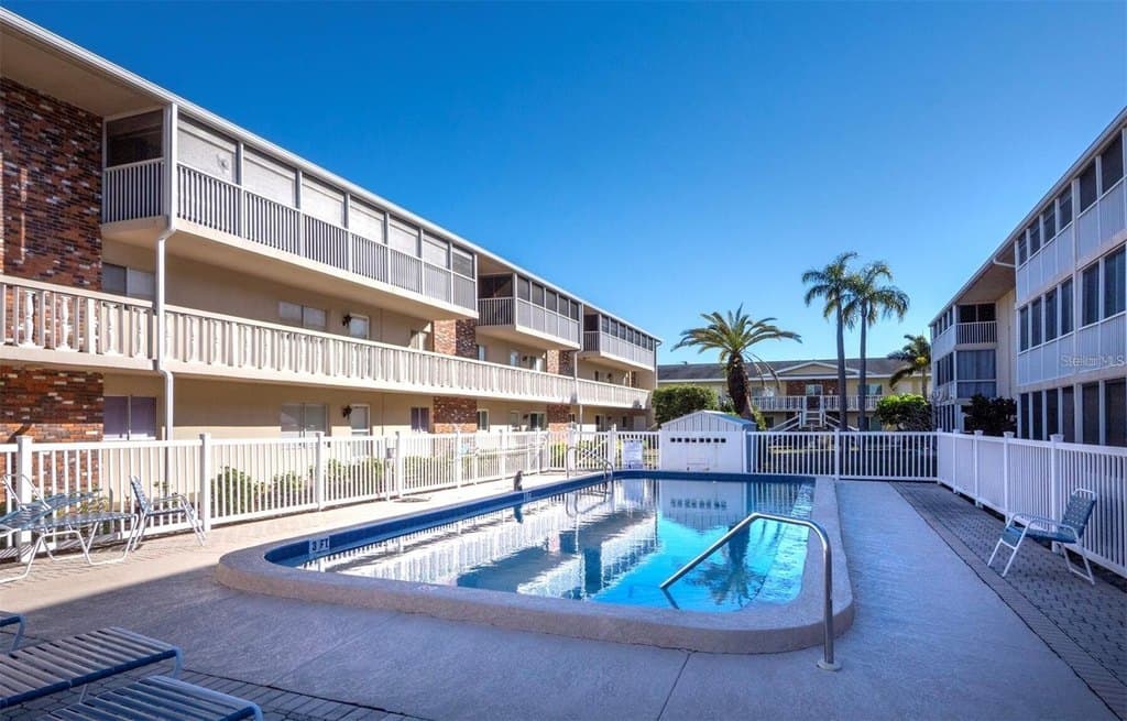 3751 S School Ave Apt 29