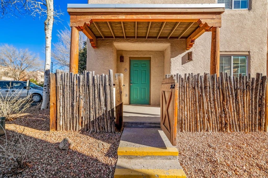 2210 Miguel Chavez Rd Unit 1418