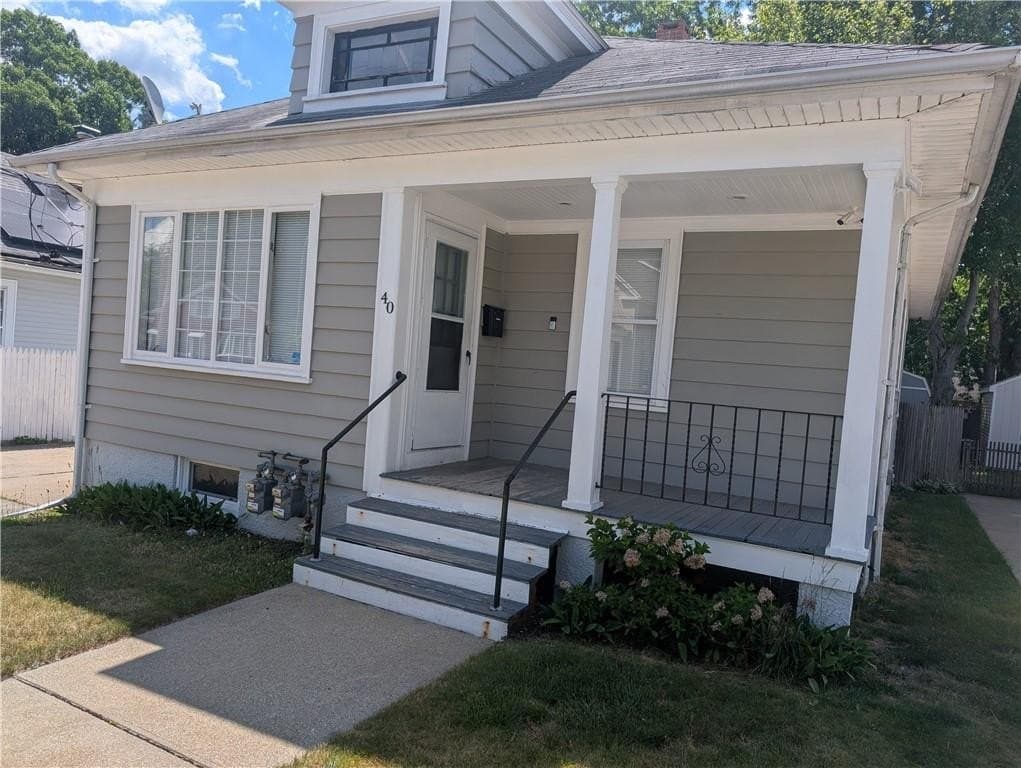40 Fairview Ave