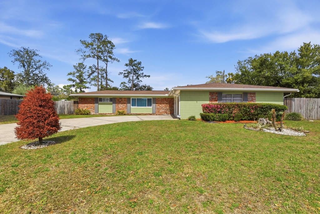 3310 NW 28th Ave