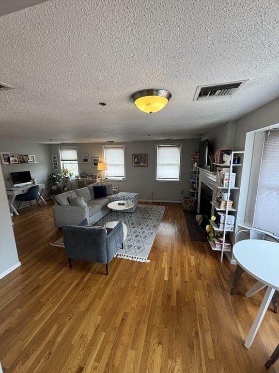 19 Main St Apt D