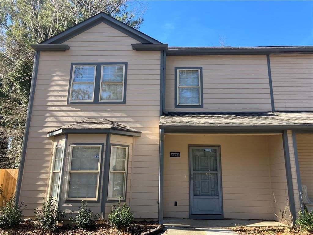 2898 Lakemont Dr SW