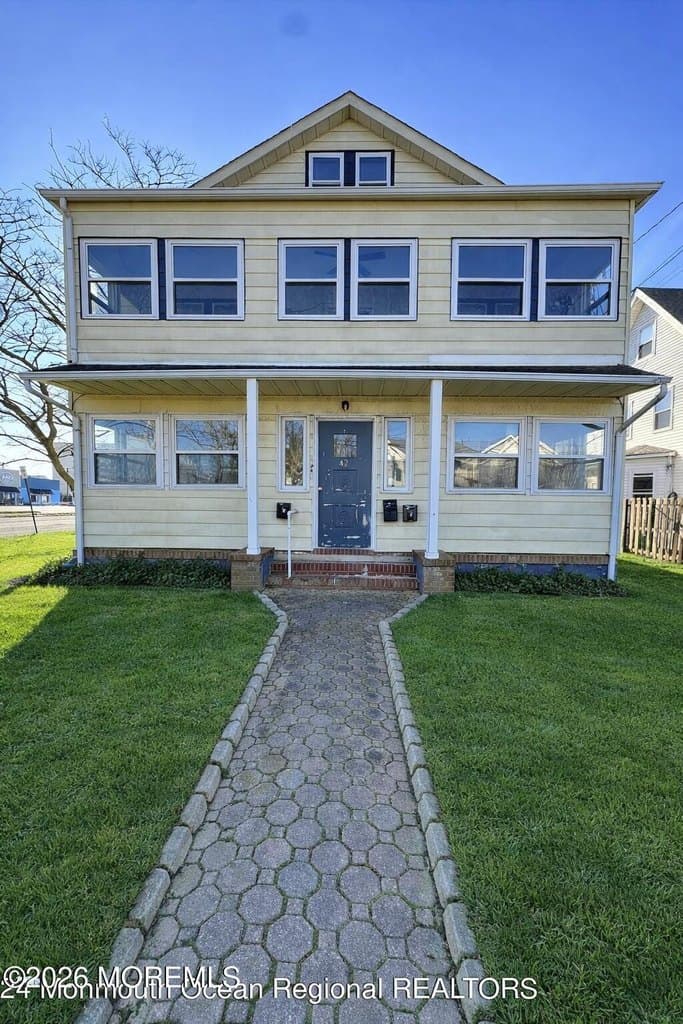 42 Cottage Pl Apt 2