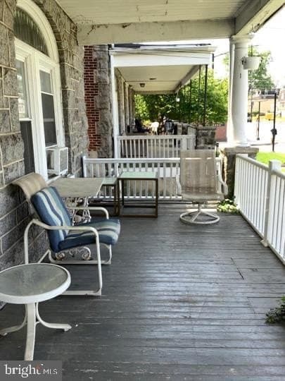 526 Macdade Blvd