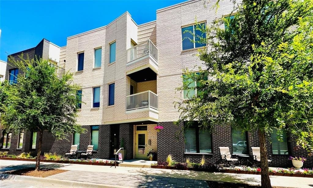 627 Couch Dr Unit S13