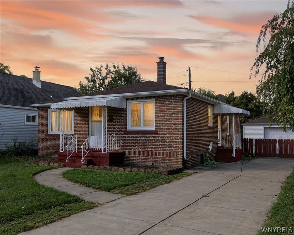 116 Springville Ave