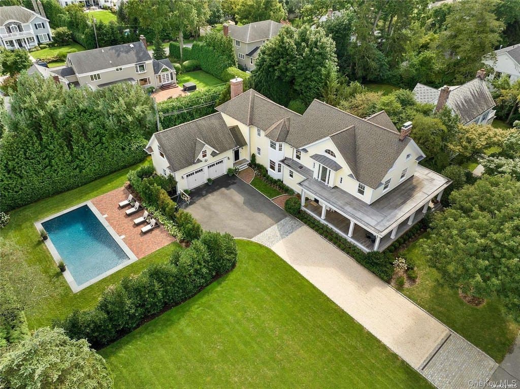 50 South Dr