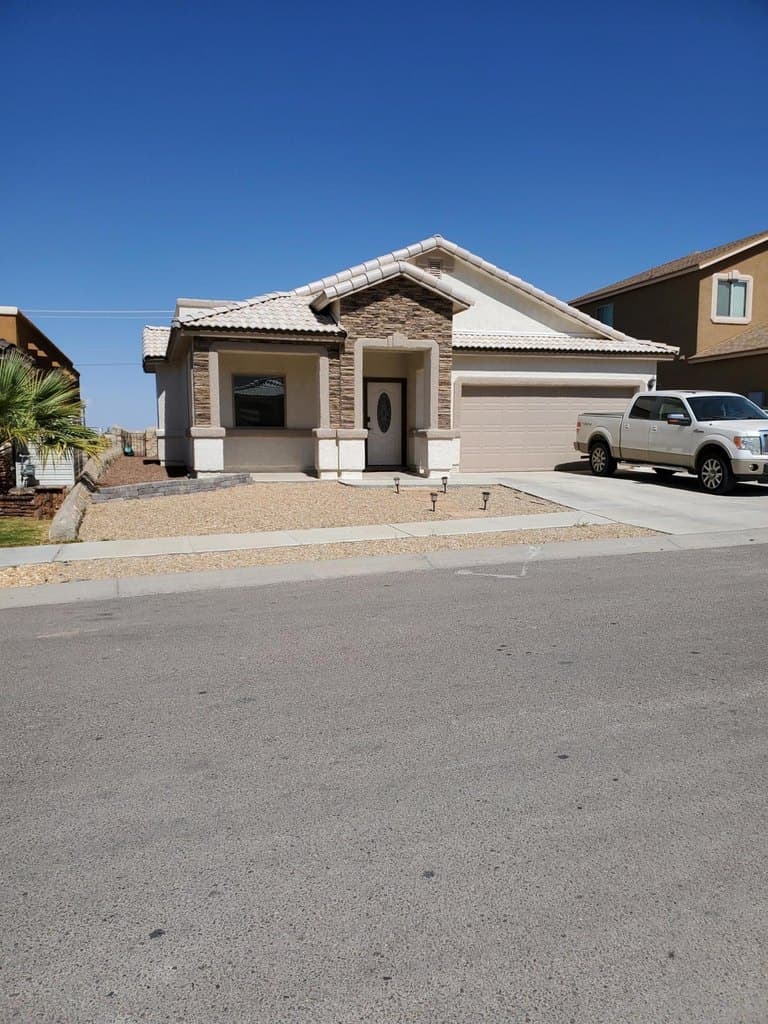 7747 Enchanted Path Dr