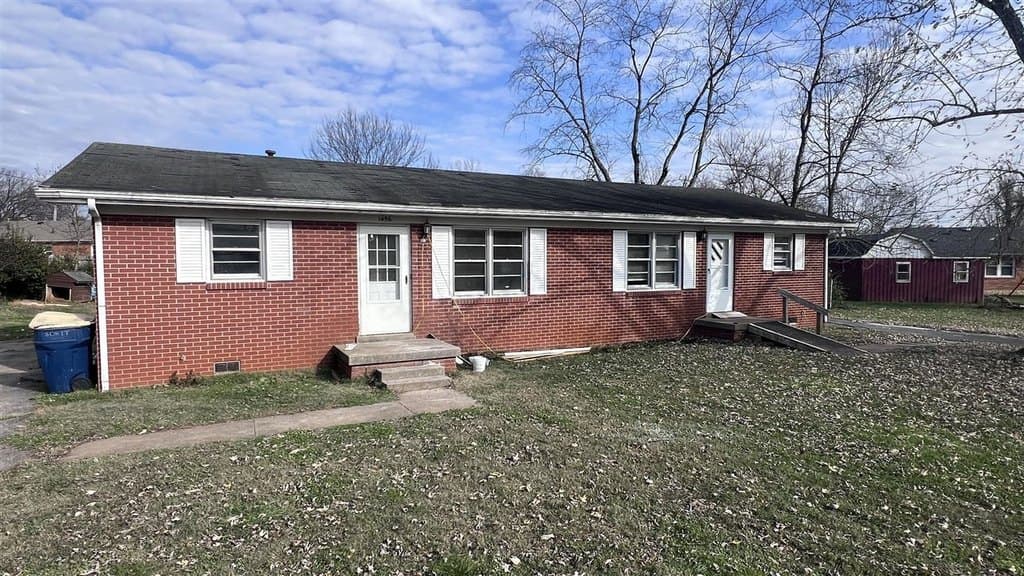 1456 Longview Dr