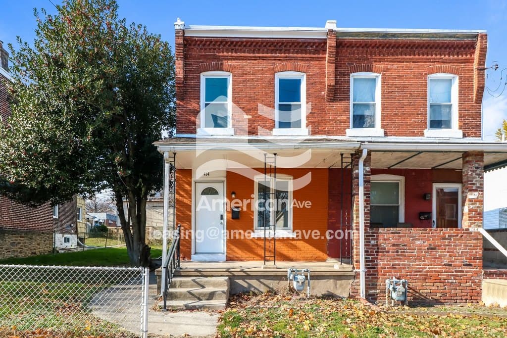 414 S 2nd St