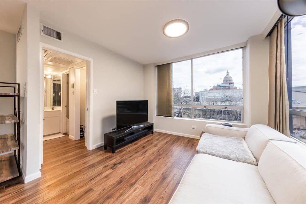 1212 Guadalupe St Apt 301