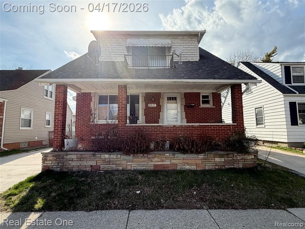 6117 Kenilworth St