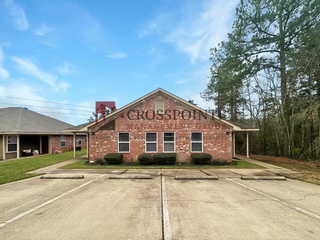 8914 County Road 273