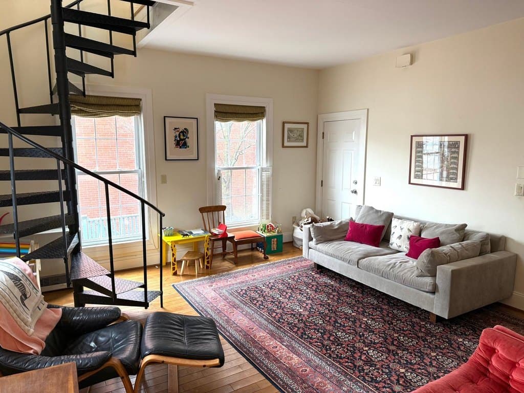 119 Brackett St Apt 1F