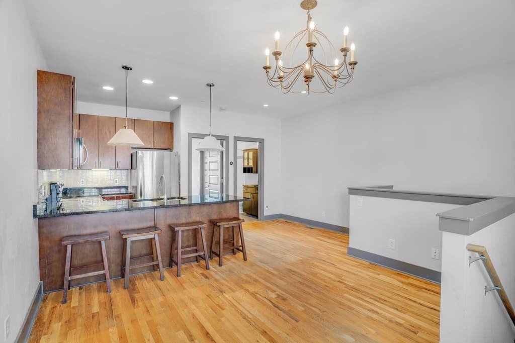 600 Garfield St Apt 12