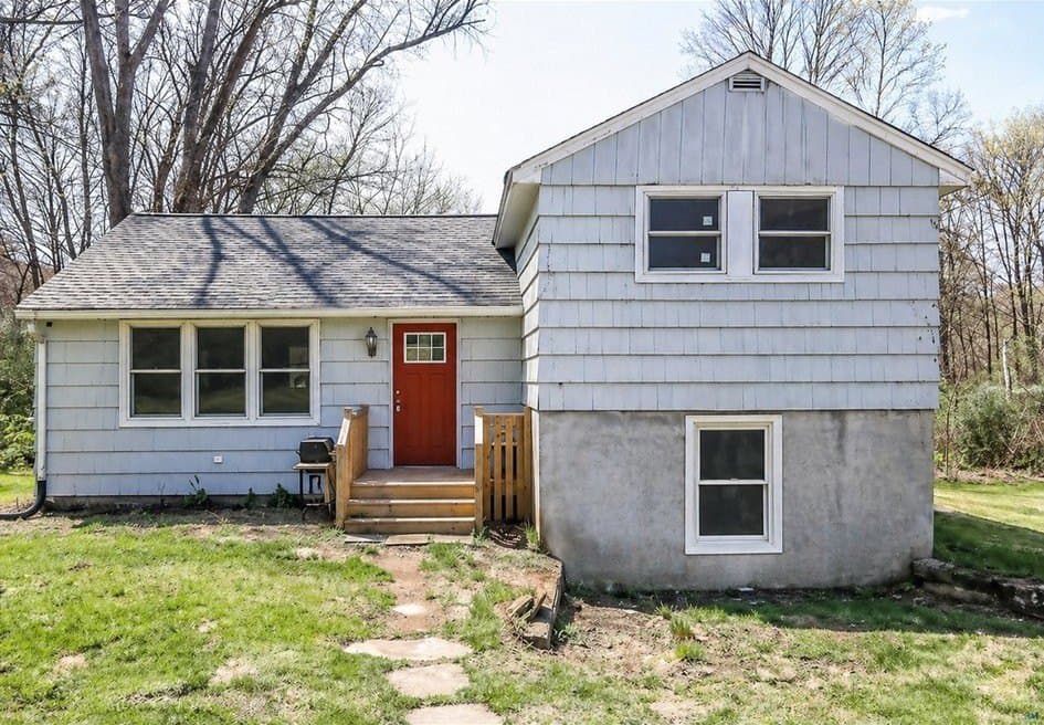 55 Park Ln E