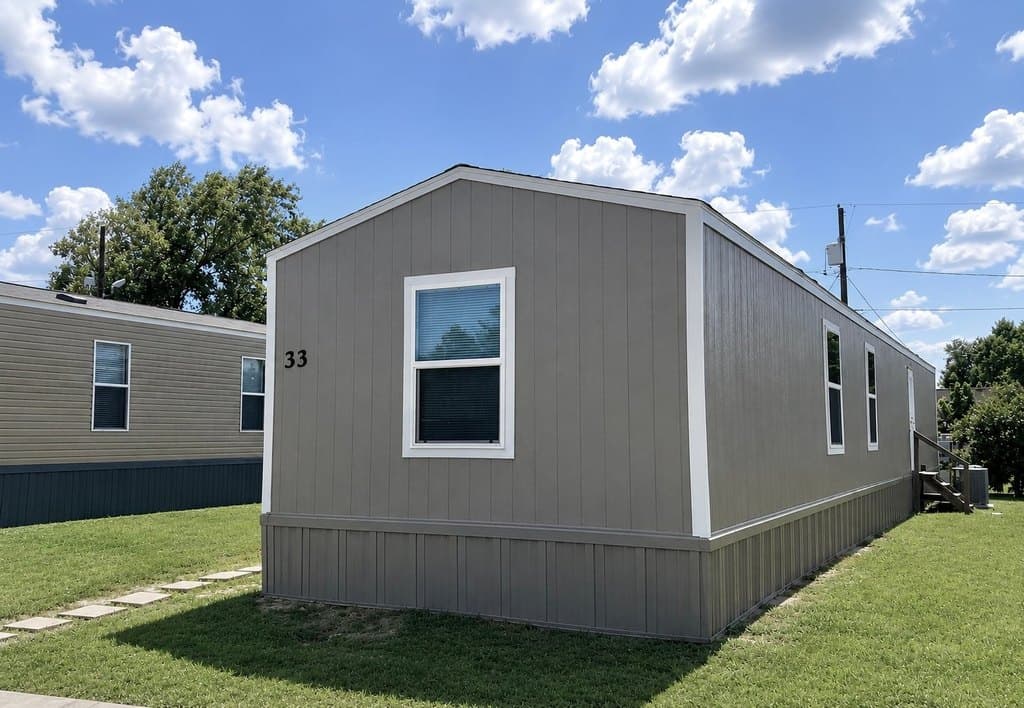 2601 Leary Ln Lot 33