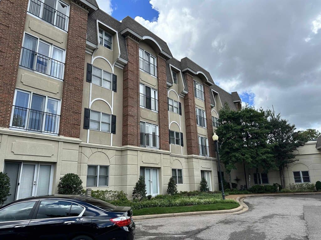 5400 Park Ave Apt 209
