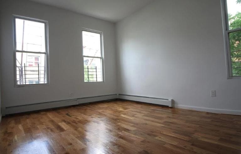 291 Bonner Pl Apt 2