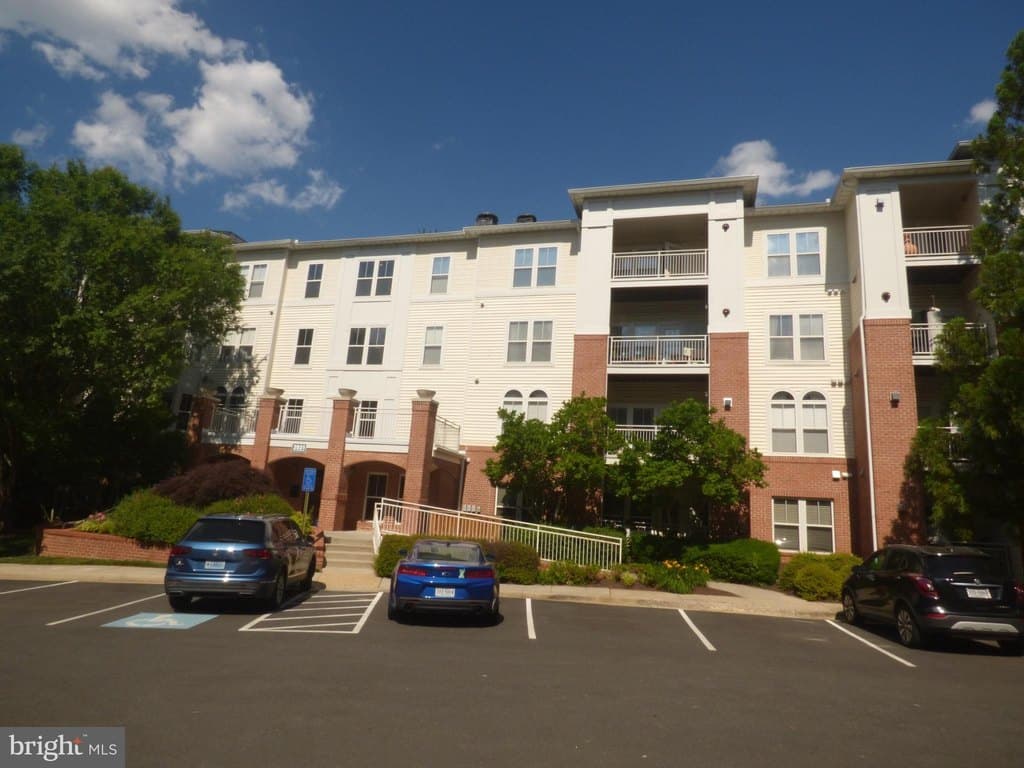 2931 Deer Hollow Way Unit 307