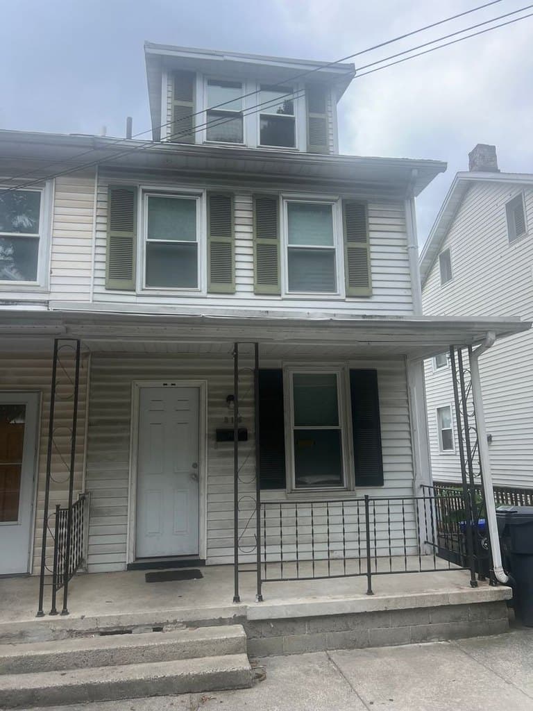 316 N 2nd St
