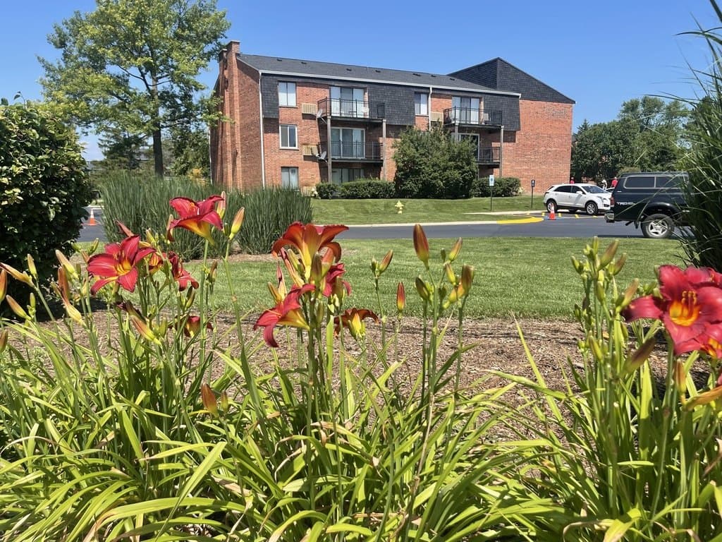 4250 W Lake Ave Unit 105C