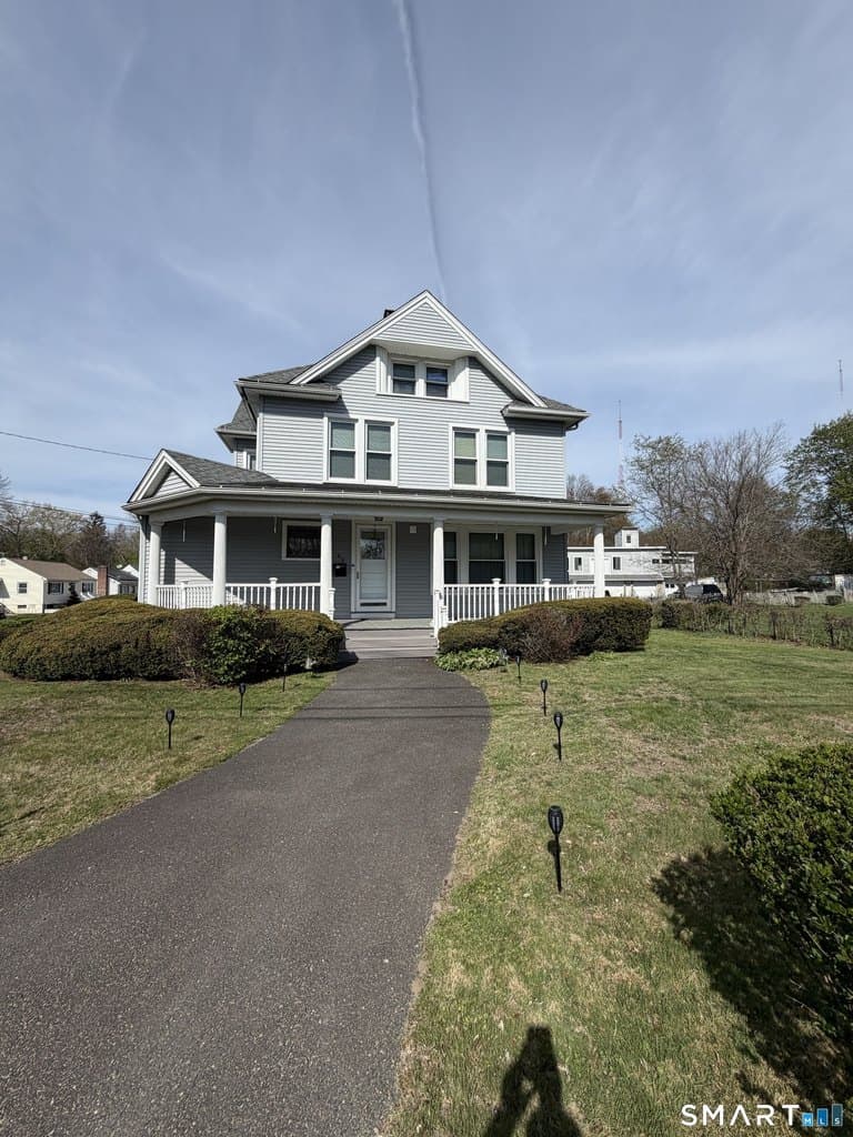 59 Baldwin Ave