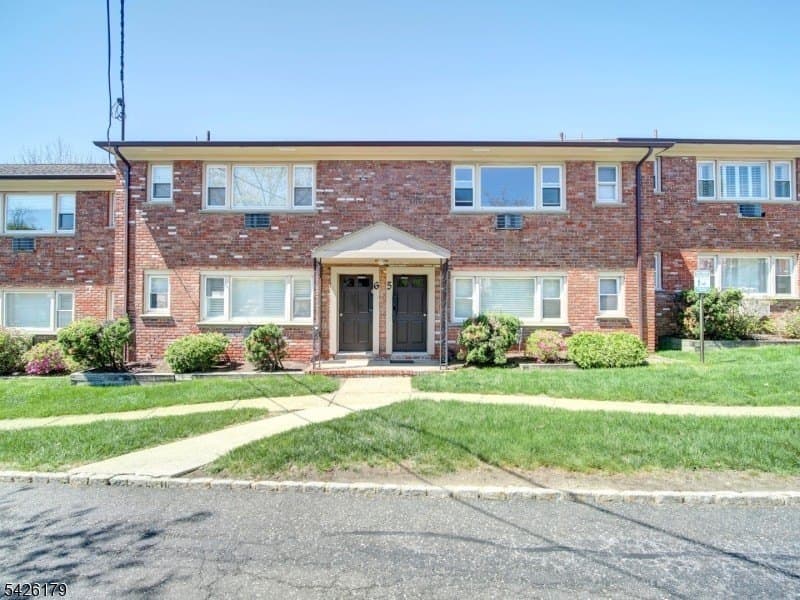 365 Bloomfield Ave