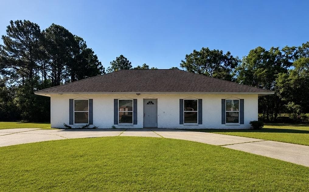 82 Holly Cir