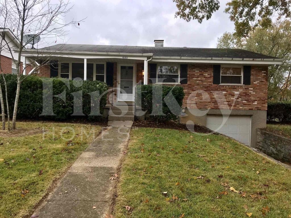 1222 Meadowbright Ln