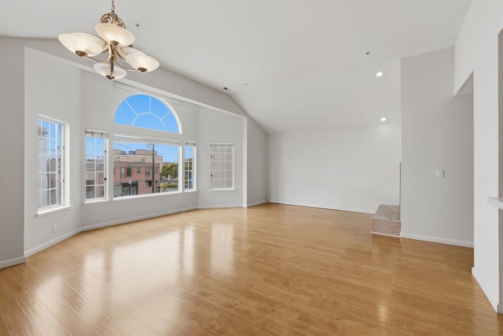 67 Wellington Ave