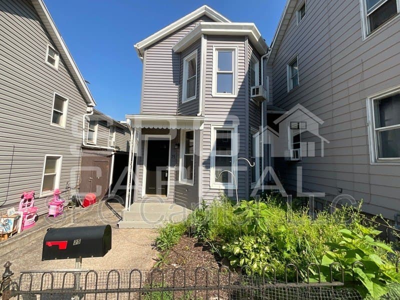25 Chestnut St