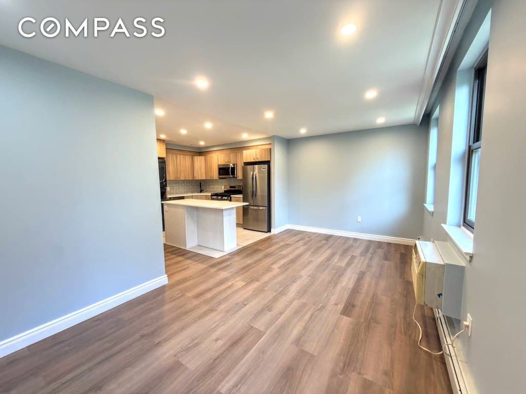 6 E 118th St Fl 3