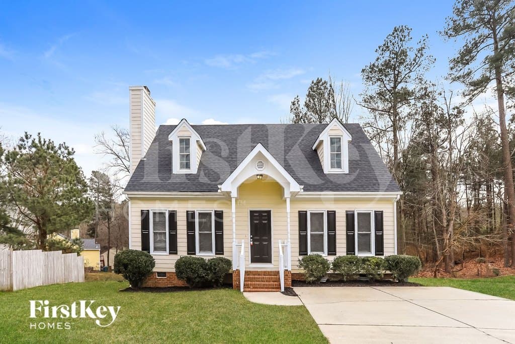 3 Lyle Ct