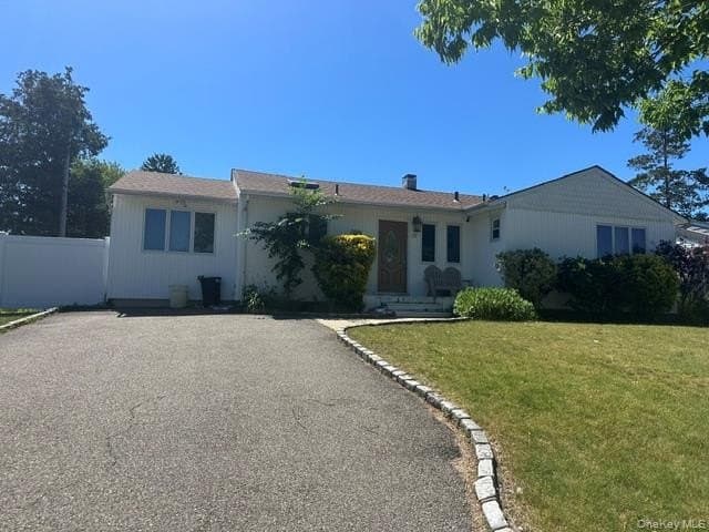 19 Edi Ave