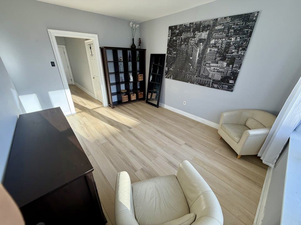 42 Van Wagenen Ave Apt 14
